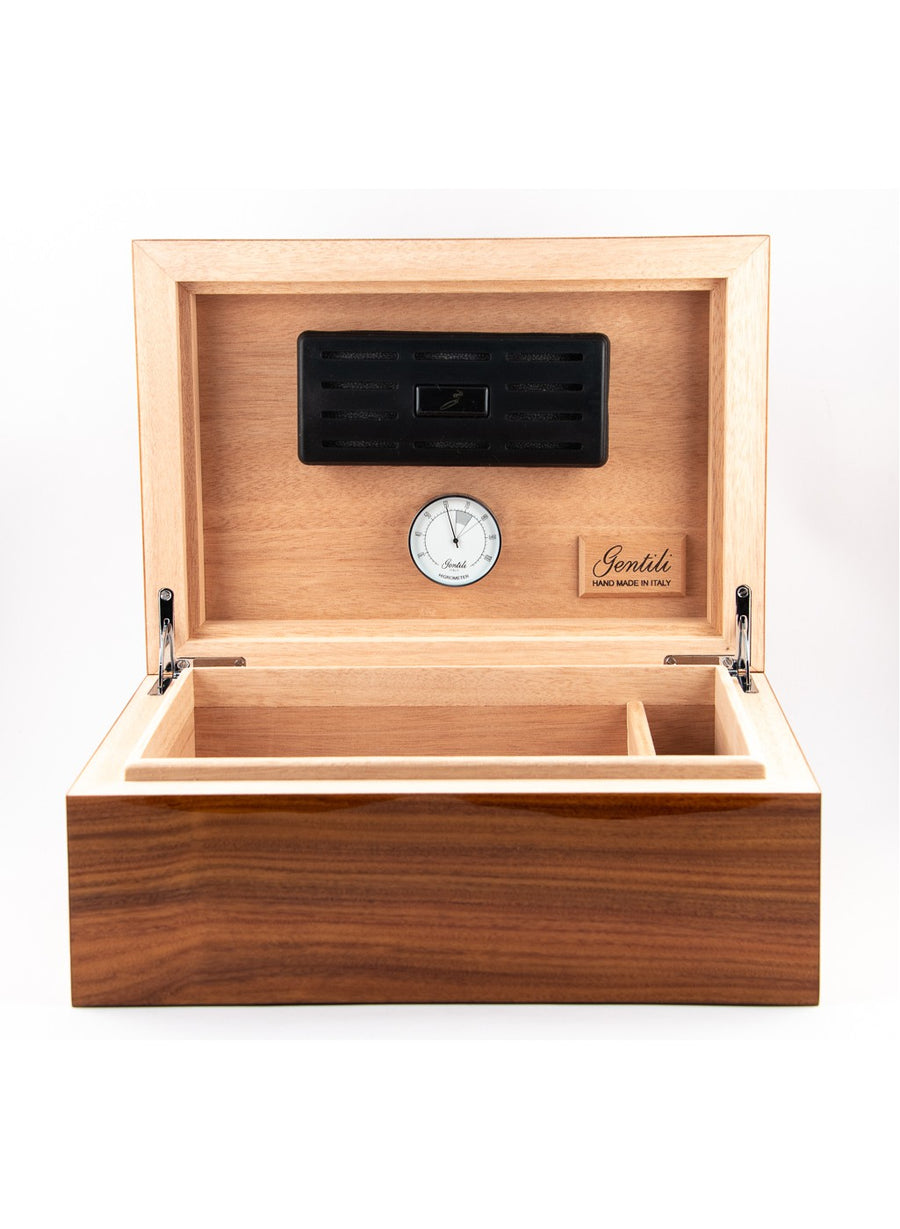 Humidor mit kubanischer Flagge